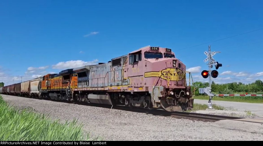 BNSF L-CHI657